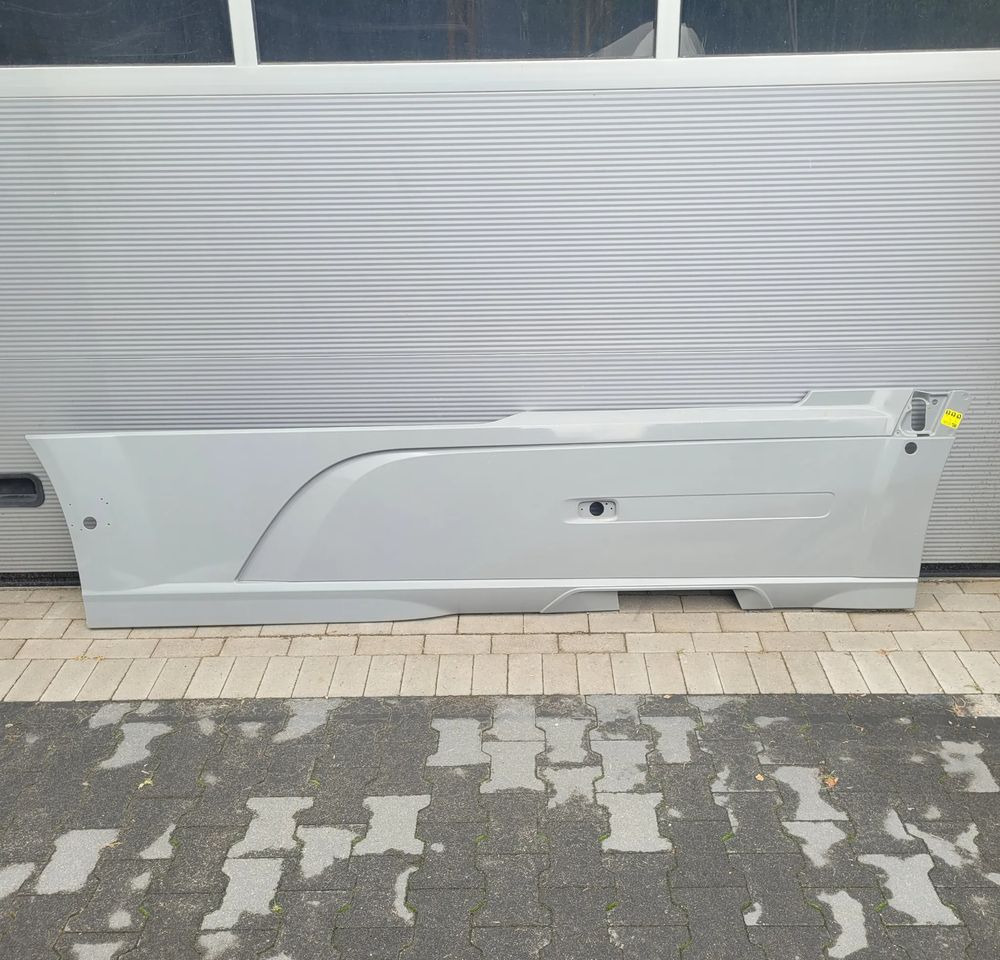 ZABUDOWA MIEDZYOSIOWA DAF XF 106 RH LIFT ORYGINAŁ CHWALIM116 - Body and exterior for Truck: picture 1 ZABUDOWA MIEDZYOSIOWA DAF XF 106 RH LIFT ORYGINAŁ CHWALIM116 - Body and exterior for Truck: picture 1