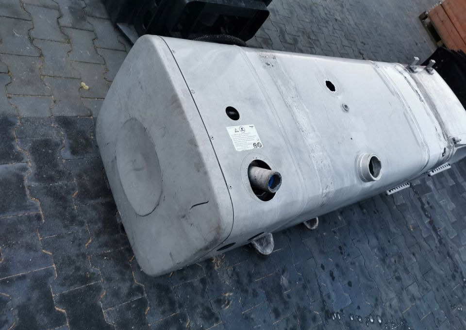ZBIORNIK PALIWA MAN TGX TGS 210X63X68 AB/D - Fuel tank for Truck: picture 3 ZBIORNIK PALIWA MAN TGX TGS 210X63X68 AB/D - Fuel tank for Truck: picture 3