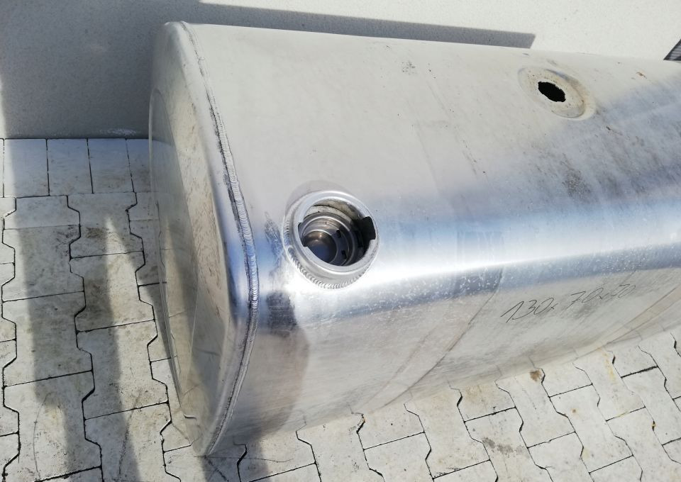 ZBIORNIK PALIWA VOLVO FH 4 RENAULT PREMIUM MAGNUM - Fuel tank for Truck: picture 2 ZBIORNIK PALIWA VOLVO FH 4 RENAULT PREMIUM MAGNUM - Fuel tank for Truck: picture 2