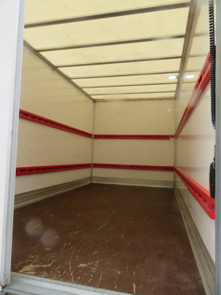 Closed box van Ford Transit 2.0TDCi: picture 8 Closed box van Ford Transit 2.0TDCi: picture 8