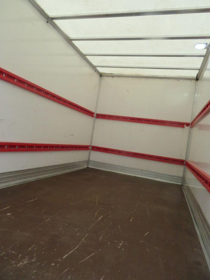 Closed box van Ford Transit 2.0TDCi: picture 9 Closed box van Ford Transit 2.0TDCi: picture 9