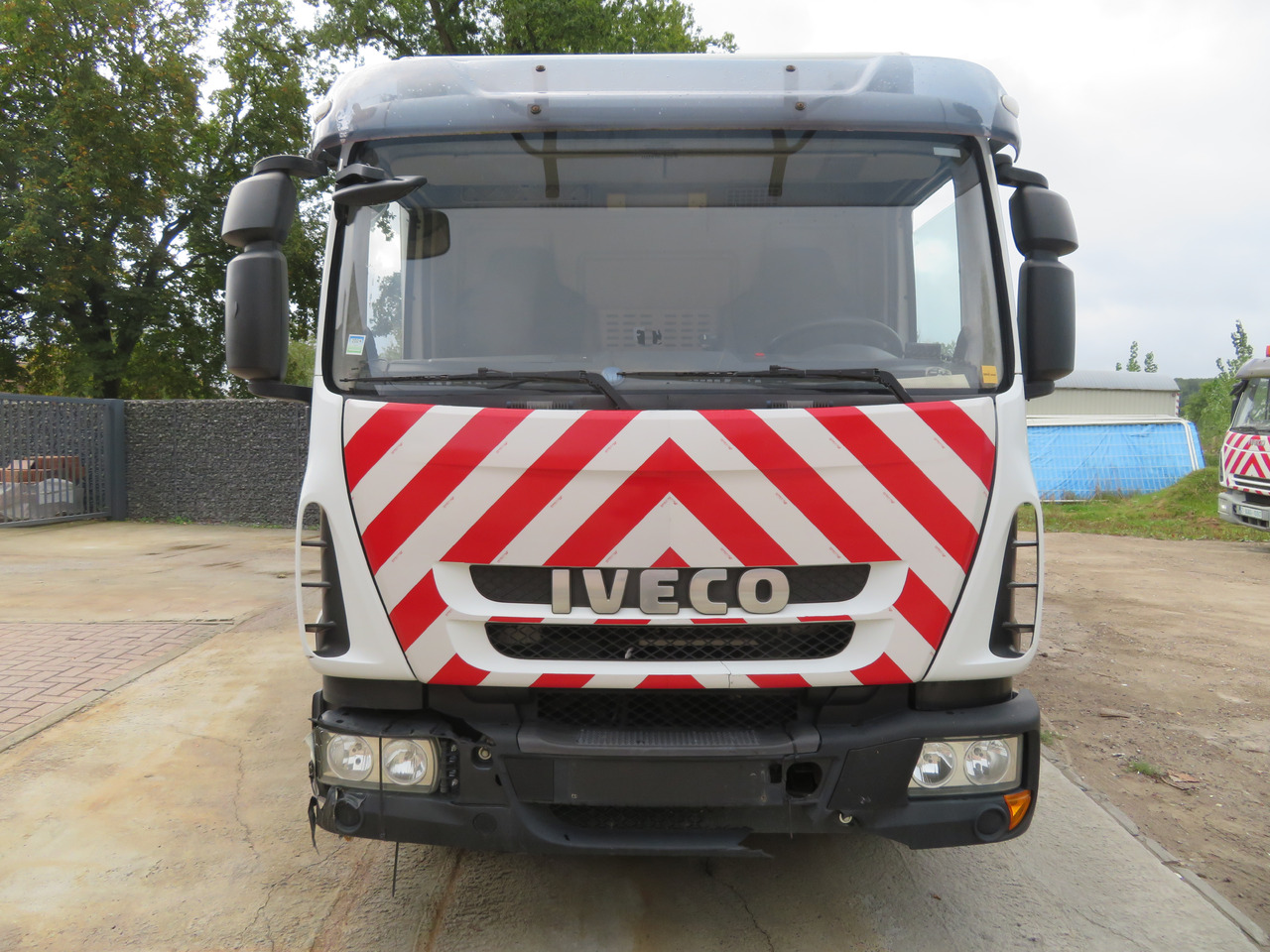 Iveco Eurocargo ML90E18 Bakwagen - Box truck: picture 2 Iveco Eurocargo ML90E18 Bakwagen - Box truck: picture 2