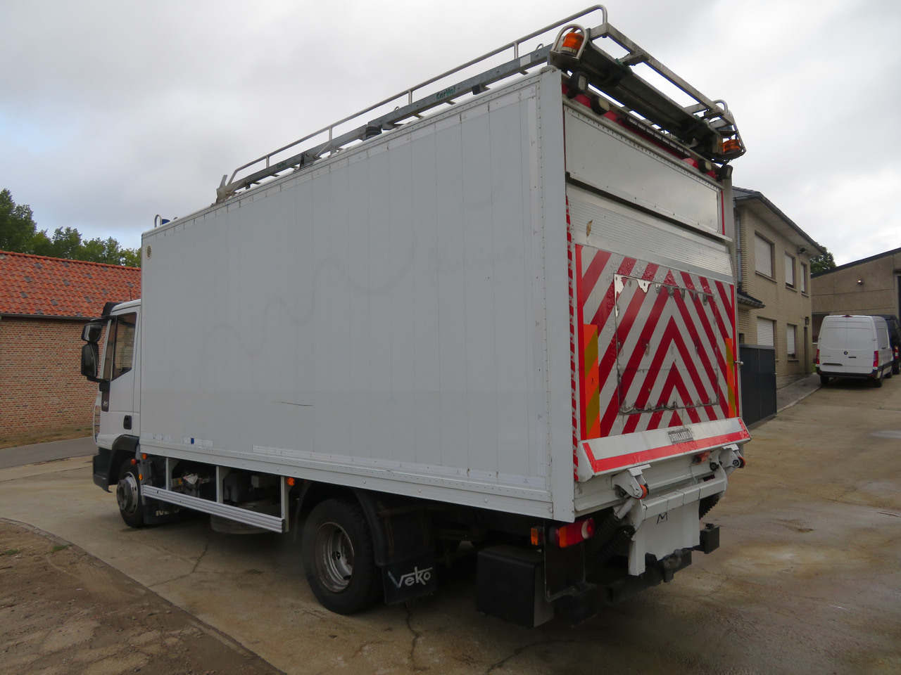 Iveco Eurocargo ML90E18 Bakwagen - Box truck: picture 5 Iveco Eurocargo ML90E18 Bakwagen - Box truck: picture 5