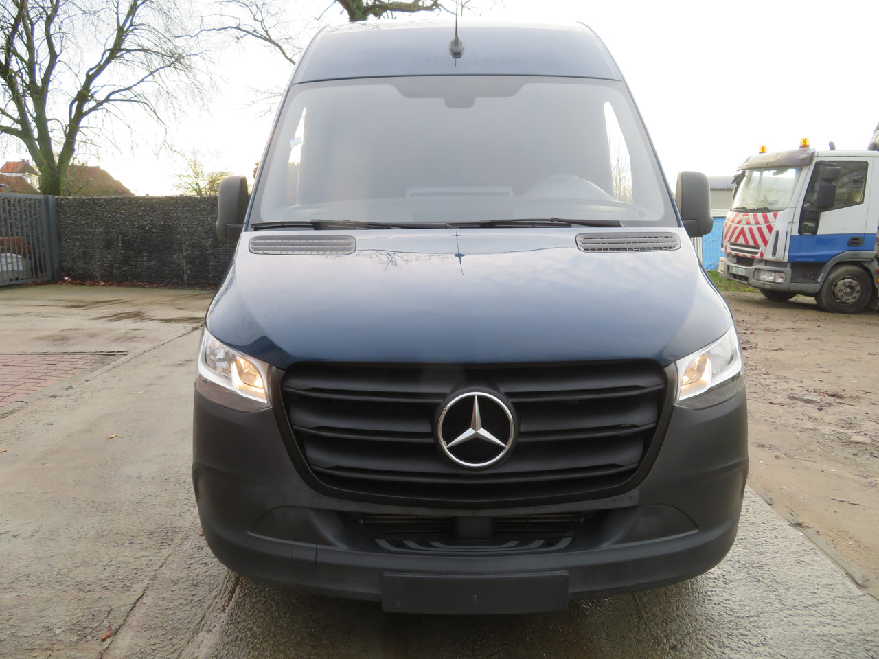 Mercedes-Benz Sprinter 311CDi - Panel van: picture 2 Mercedes-Benz Sprinter 311CDi - Panel van: picture 2