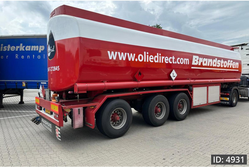 Burg BPO 16-28 / Fuel tanker / 47400L / 5 Comp / ADR, ADR - Tanker semi-trailer: picture 3 Burg BPO 16-28 / Fuel tanker / 47400L / 5 Comp / ADR, ADR - Tanker semi-trailer: picture 3