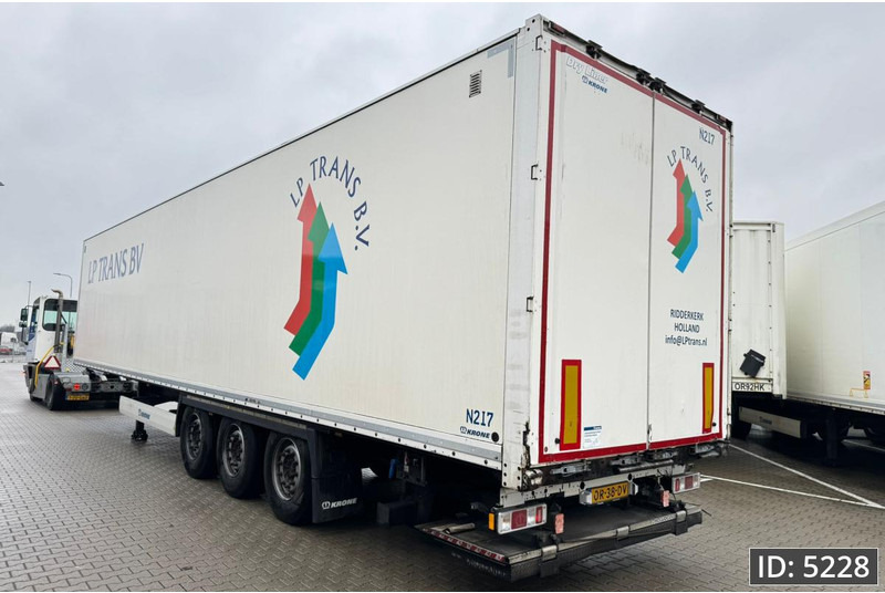 Krone SD / DHOLLANDIA - Closed box semi-trailer: picture 2 Krone SD / DHOLLANDIA - Closed box semi-trailer: picture 2