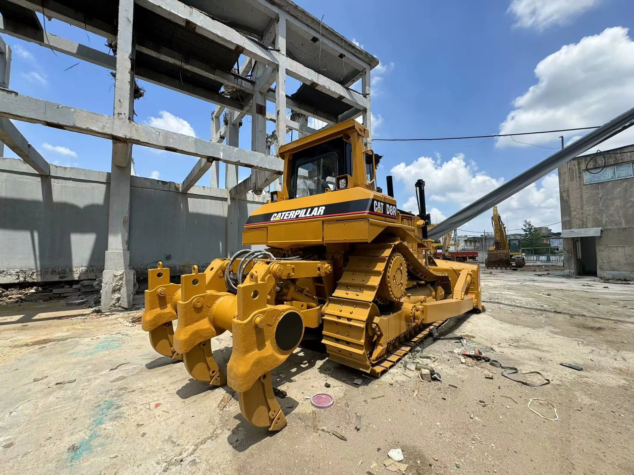 Bulldozer CATERPILLAR D8R Bulldozer Click for Discount: picture 6 Bulldozer CATERPILLAR D8R Bulldozer Click for Discount: picture 6