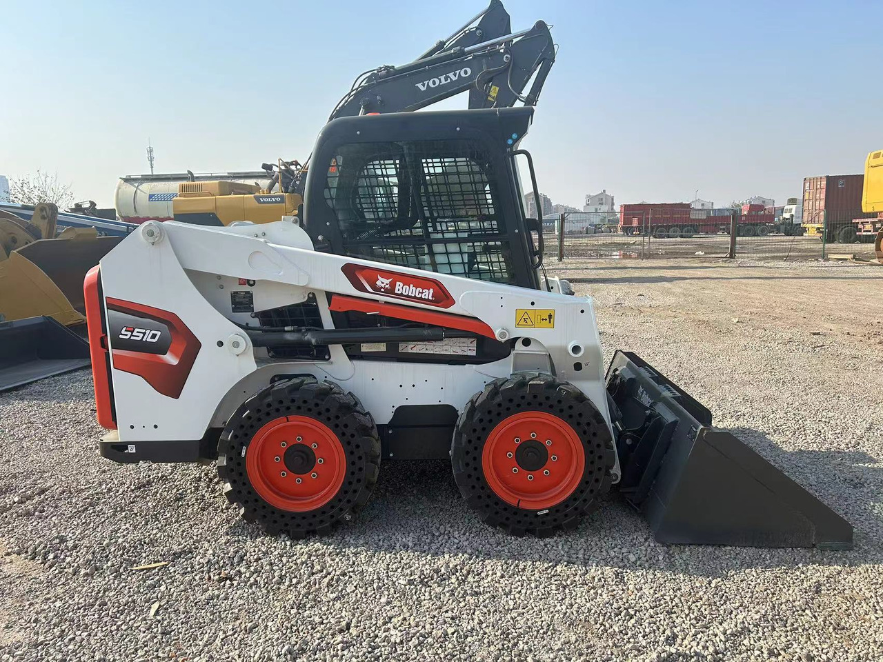 BOBCAT Skid Steer Loader S510 - Construction machinery: picture 1 BOBCAT Skid Steer Loader S510 - Construction machinery: picture 1