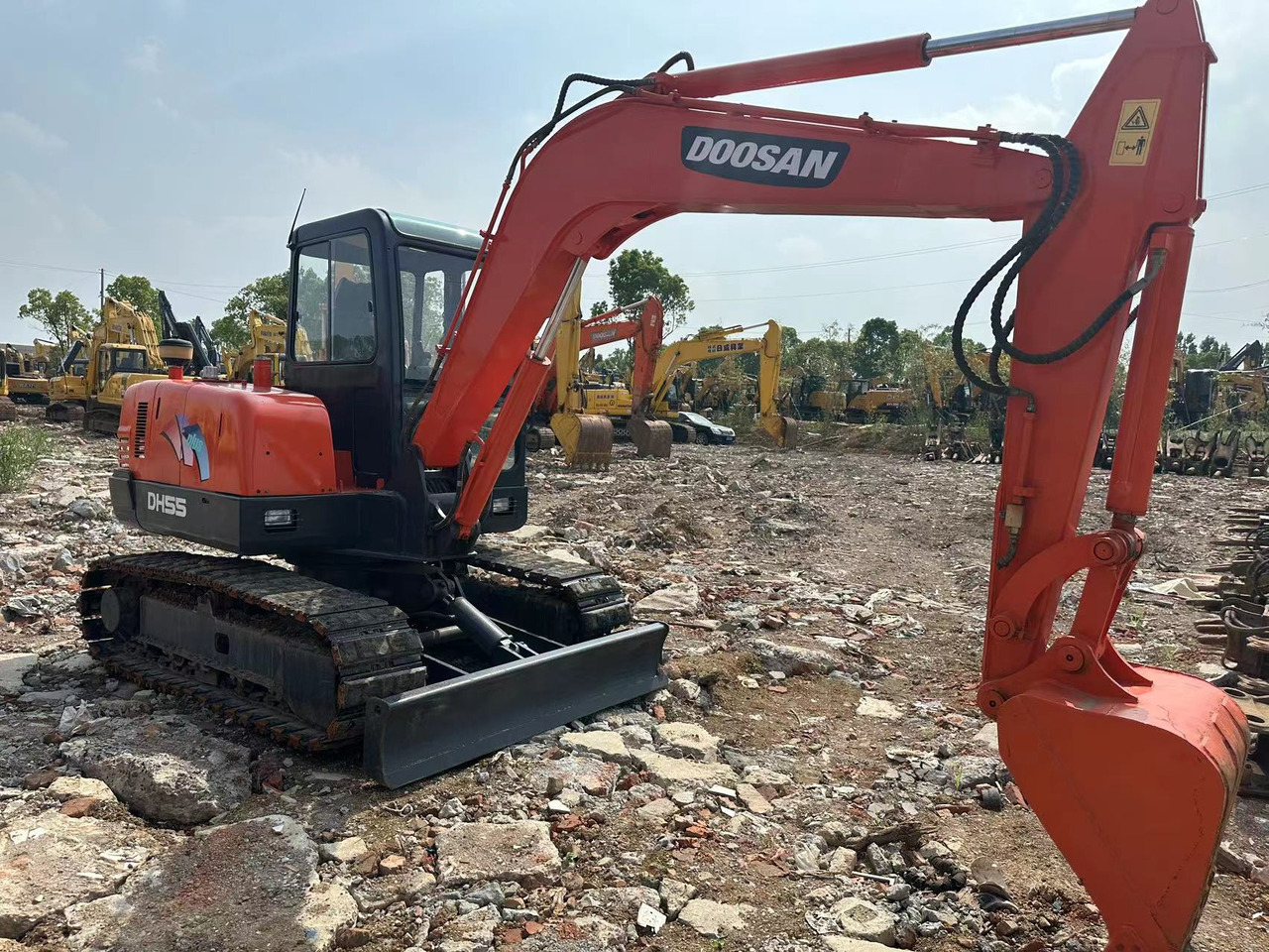 DOOSAN DH55 Mini Excavator 5.5T - Mini excavator: picture 2 DOOSAN DH55 Mini Excavator 5.5T - Mini excavator: picture 2