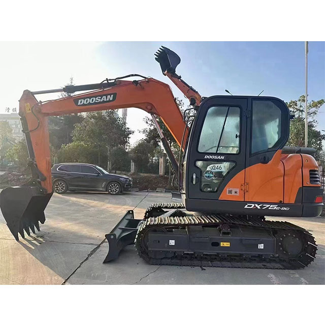 DOOSAN DX75 Mini excavator 7.5 ton - Mini excavator: picture 2 DOOSAN DX75 Mini excavator 7.5 ton - Mini excavator: picture 2