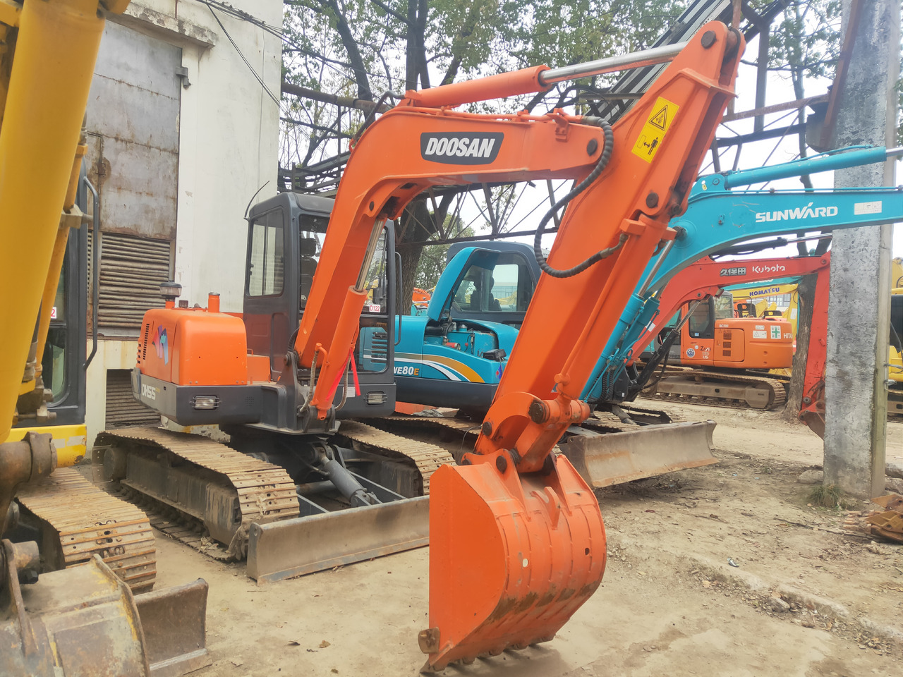 DOOSAN Mini Excavator DH5550 - Mini excavator: picture 4 DOOSAN Mini Excavator DH5550 - Mini excavator: picture 4