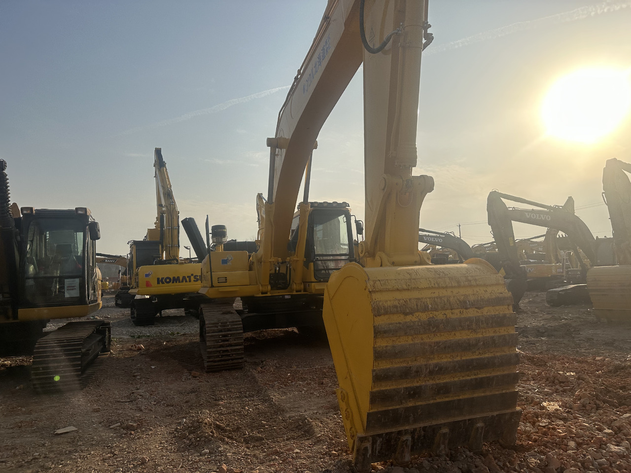 KOMATSU PC350 - Crawler excavator: picture 3 KOMATSU PC350 - Crawler excavator: picture 3