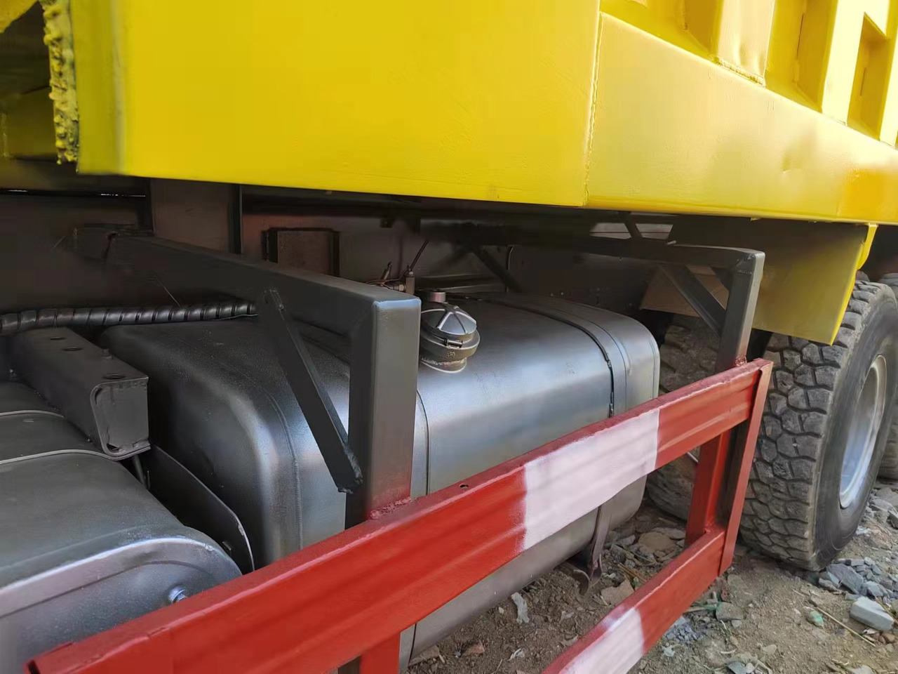 SINOTRUK HOWO 375 6X4 CLICK HERE FOR DIACOUNT - Tipper: picture 5 SINOTRUK HOWO 375 6X4 CLICK HERE FOR DIACOUNT - Tipper: picture 5