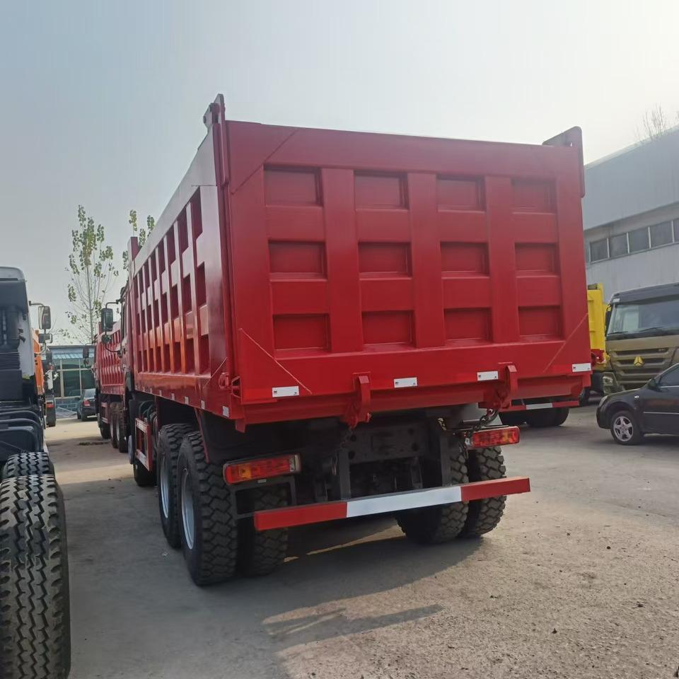 SINOTRUK HOWO 6x4 Dump Truck Click for Discount - Tipper: picture 2 SINOTRUK HOWO 6x4 Dump Truck Click for Discount - Tipper: picture 2