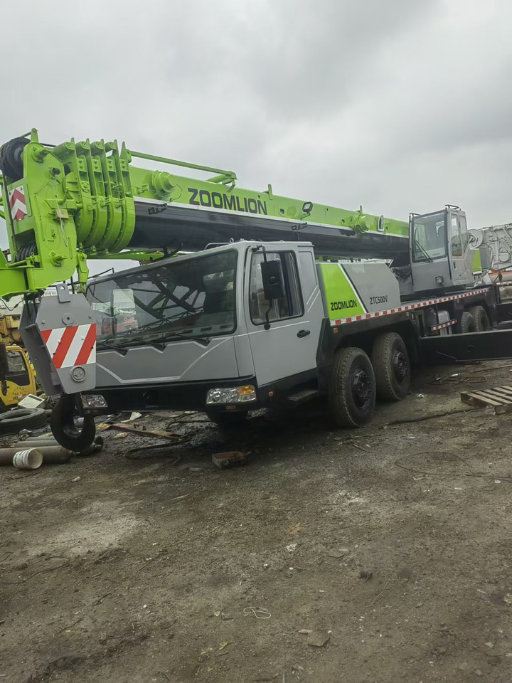 ZOOMLION Crane 50T - All terrain crane: picture 3 ZOOMLION Crane 50T - All terrain crane: picture 3