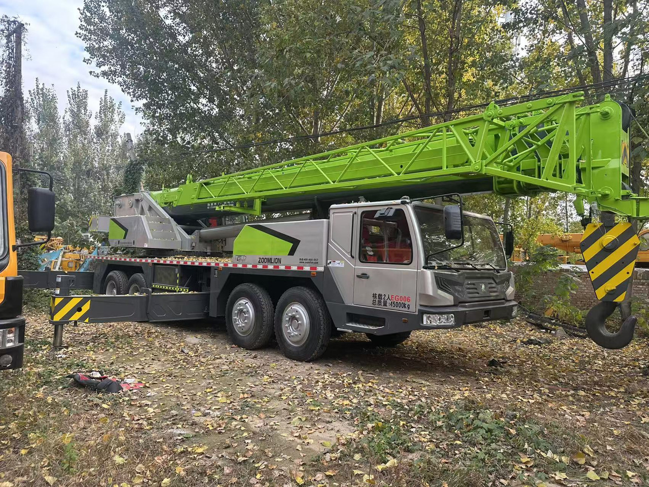 ZOOMLION Crane ZTC700V - All terrain crane: picture 2 ZOOMLION Crane ZTC700V - All terrain crane: picture 2
