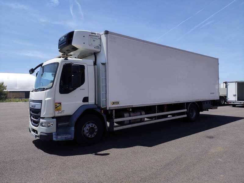 Camion Porteur FRIGO 19 TONNES 280 CV HAYON CAISSE KLEGE BI TEMP GROUPE CARRIER SUPRA 1150 -12 - Refrigerated truck: picture 2 Camion Porteur FRIGO 19 TONNES 280 CV HAYON CAISSE KLEGE BI TEMP GROUPE CARRIER SUPRA 1150 -12 - Refrigerated truck: picture 2