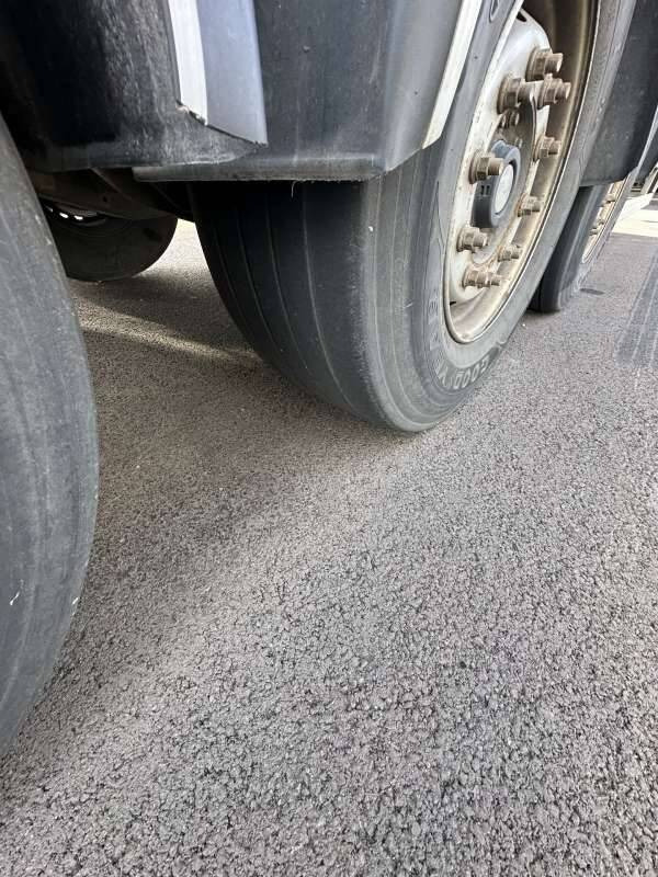 Semi-remorque 3 Essieux 38 TONNES CAISSE LAMBERET GROUPE CARRIER VECTOR 1550 - Refrigerated semi-trailer: picture 5 Semi-remorque 3 Essieux 38 TONNES CAISSE LAMBERET GROUPE CARRIER VECTOR 1550 - Refrigerated semi-trailer: picture 5