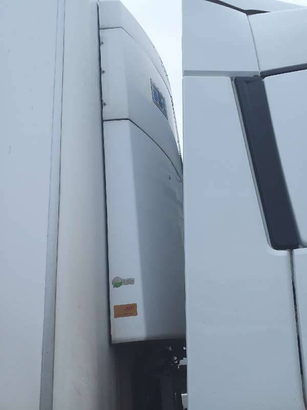 Semi-remorque 3 Essieux 38 TONNES HAYON CAISSE CHEREAU GROUPE THERMOKING SLXI SPECTRUM - Refrigerated semi-trailer: picture 2 Semi-remorque 3 Essieux 38 TONNES HAYON CAISSE CHEREAU GROUPE THERMOKING SLXI SPECTRUM - Refrigerated semi-trailer: picture 2