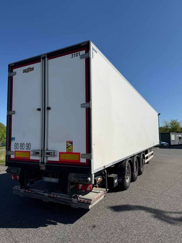 Semi-remorque 3 Essieux FRIGO 38 TONNES HAYON CAISSE CHEREAU GROUPE THERMOKING SLXI SPECTRUM - Refrigerated semi-trailer: picture 2 Semi-remorque 3 Essieux FRIGO 38 TONNES HAYON CAISSE CHEREAU GROUPE THERMOKING SLXI SPECTRUM - Refrigerated semi-trailer: picture 2