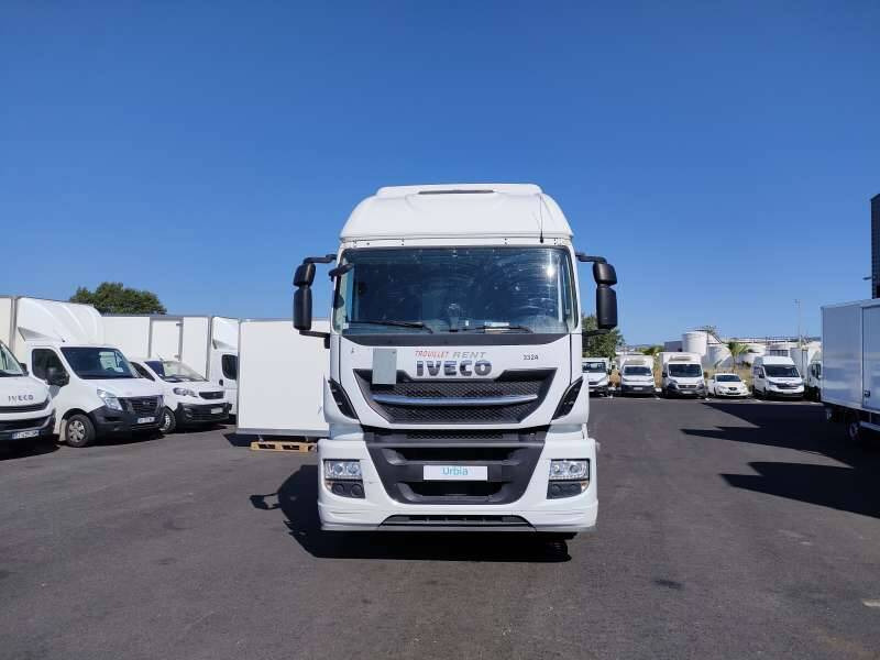 Tracteur 19 TONNES 360 CV 1 COUCHETTE - Tractor unit: picture 2 Tracteur 19 TONNES 360 CV 1 COUCHETTE - Tractor unit: picture 2