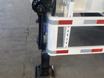 TITAN Cement Mixer Trailer for Sale in Congo - Semi-trailer: picture 4 TITAN Cement Mixer Trailer for Sale in Congo - Semi-trailer: picture 4