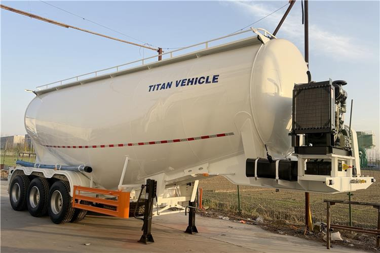 TITAN 3 Axle 50 Ton Dry Bulker Cement Tanker Trailer for Sale In Saudi Arabia - Silo semi-trailer: picture 3 TITAN 3 Axle 50 Ton Dry Bulker Cement Tanker Trailer for Sale In Saudi Arabia - Silo semi-trailer: picture 3