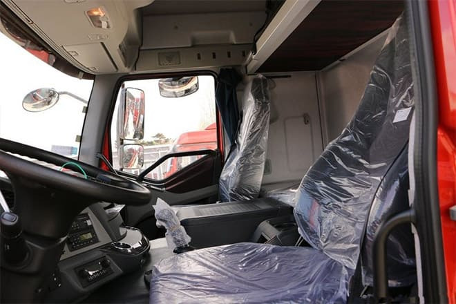 FAW FAW 6X4 Trucks for Sale Prices in Vanuatu - Tractor unit: picture 3 FAW FAW 6X4 Trucks for Sale Prices in Vanuatu - Tractor unit: picture 3