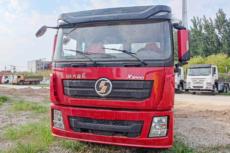 SHACMAN Second Hand Shacman Tractor Trailer for Sale in Tanzania - Tractor unit: picture 2 SHACMAN Second Hand Shacman Tractor Trailer for Sale in Tanzania - Tractor unit: picture 2