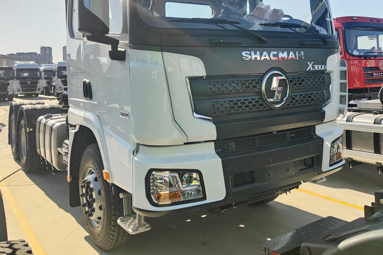 SHACMAN Shacman X3000 Truck Head for Sale in Malawi - Tractor unit: picture 4 SHACMAN Shacman X3000 Truck Head for Sale in Malawi - Tractor unit: picture 4