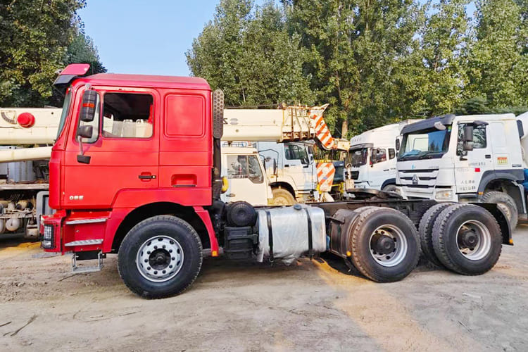 SHACMAN Used Shacman F3000 Truck Head for Sale in Mali - Tractor unit: picture 2 SHACMAN Used Shacman F3000 Truck Head for Sale in Mali - Tractor unit: picture 2