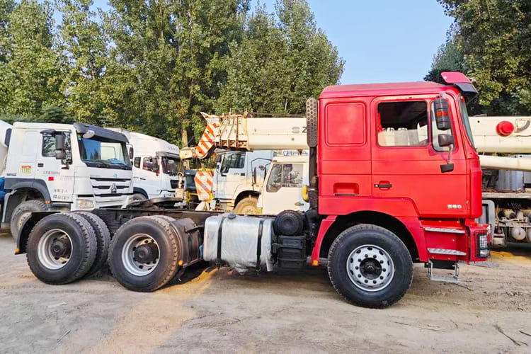 SHACMAN Used Shacman F3000 Truck Head for Sale in Mali - Tractor unit: picture 3 SHACMAN Used Shacman F3000 Truck Head for Sale in Mali - Tractor unit: picture 3