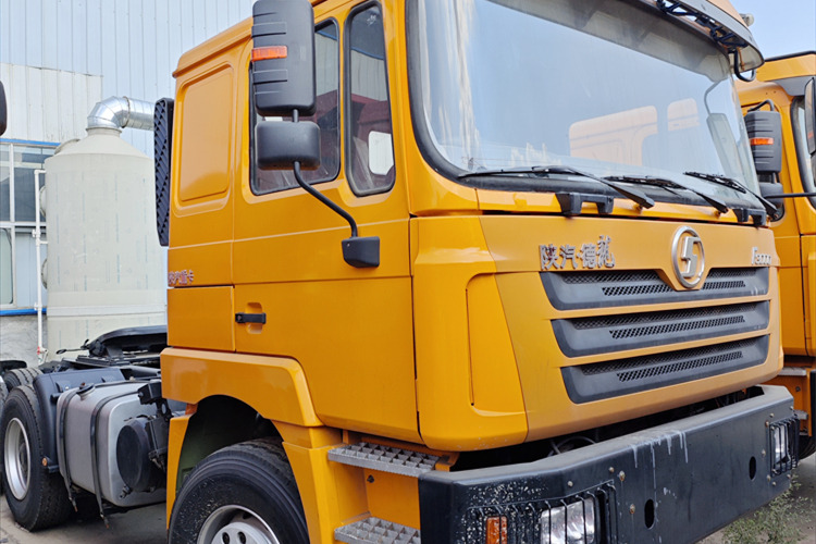 SHACMAN Used Shacman Truck Tractor for Sale in Jamaica - Tractor unit: picture 2 SHACMAN Used Shacman Truck Tractor for Sale in Jamaica - Tractor unit: picture 2