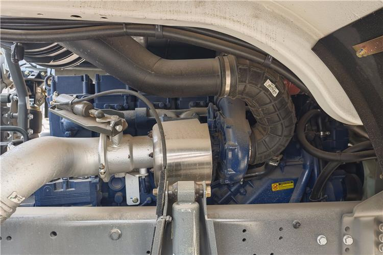 Sinotruk Used Howo 400 HP Truck Head for Sale In Congo - Tractor unit: picture 3 Sinotruk Used Howo 400 HP Truck Head for Sale In Congo - Tractor unit: picture 3