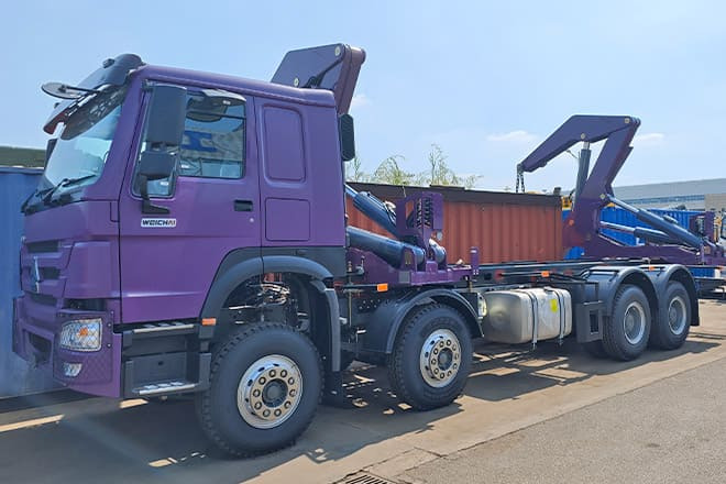 XCMG 37 Ton Container Side Lifter Truck for Sale in Kiribati - Container transporter/ Swap body truck: picture 1 XCMG 37 Ton Container Side Lifter Truck for Sale in Kiribati - Container transporter/ Swap body truck: picture 1
