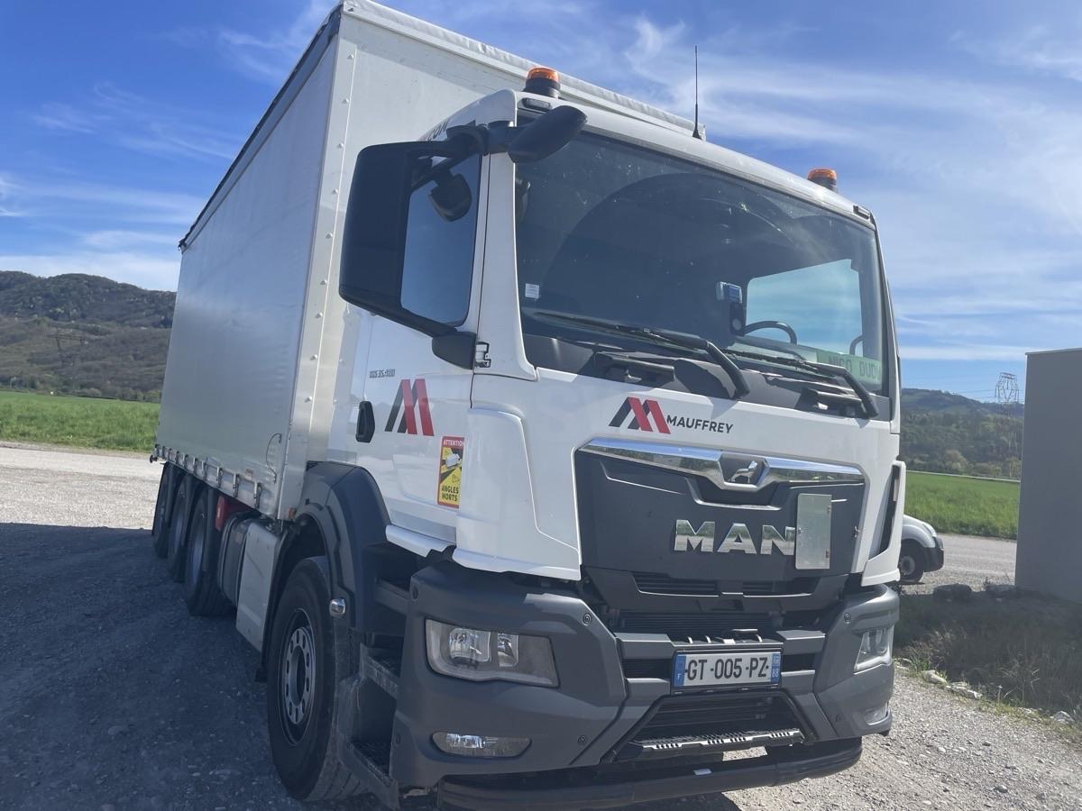 MAN TGS 35.480 - Curtain side truck: picture 1 MAN TGS 35.480 - Curtain side truck: picture 1