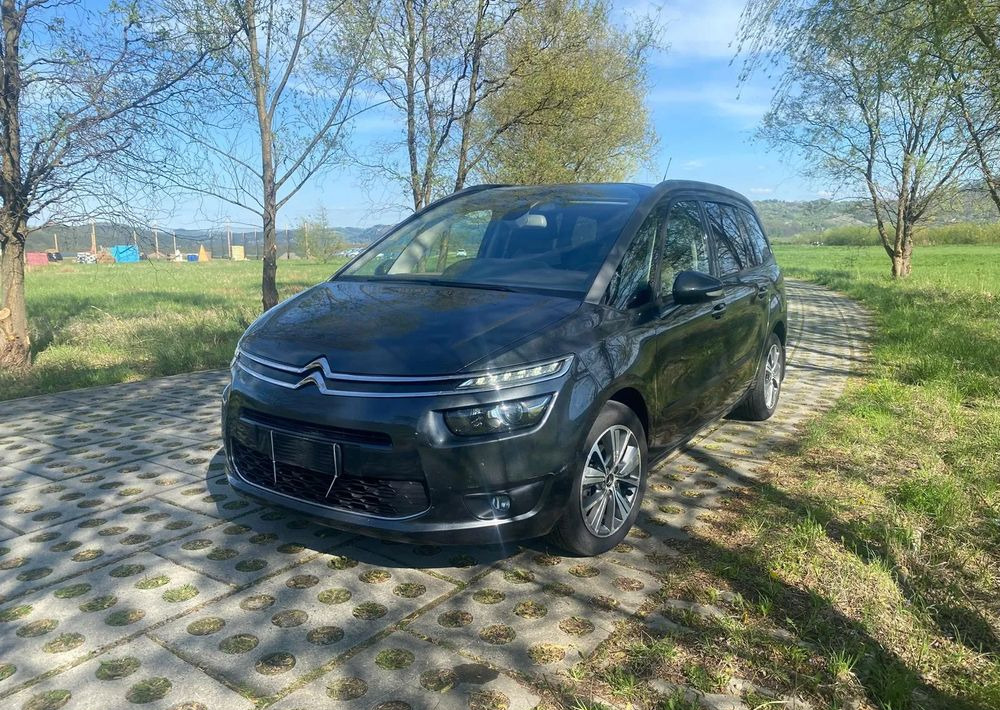 Citroën C4 Grand Picasso BlueHDi 120 EAT6 Selection - Minibus, People carrier: picture 2 Citroën C4 Grand Picasso BlueHDi 120 EAT6 Selection - Minibus, People carrier: picture 2