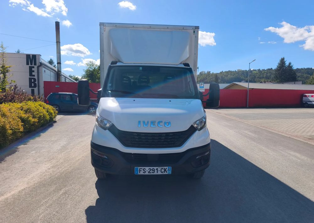 Iveco DAILY 70C18 KONTENER 5,5M obsługa silnika nowy rozrząd - Closed box van: picture 3 Iveco DAILY 70C18 KONTENER 5,5M obsługa silnika nowy rozrząd - Closed box van: picture 3