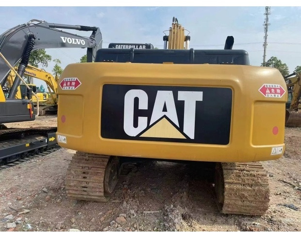 2022 Caterpillar 330D2 - Crawler excavator: picture 3 2022 Caterpillar 330D2 - Crawler excavator: picture 3