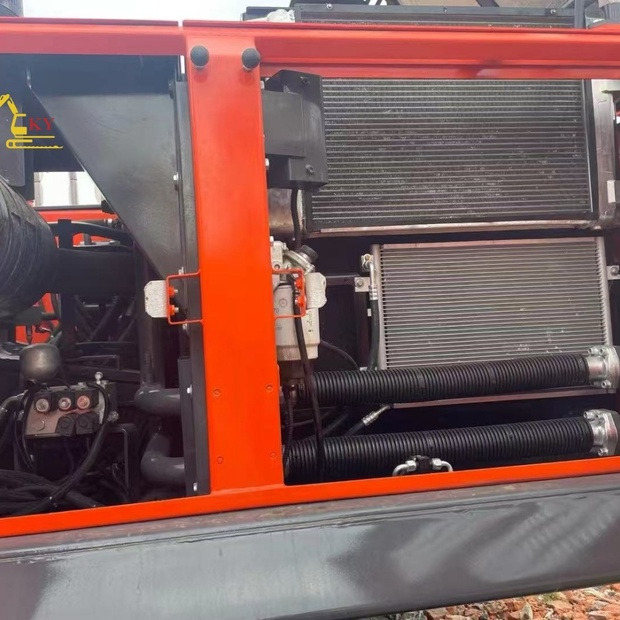Crawler excavator 2023 Doosan DX300: picture 8