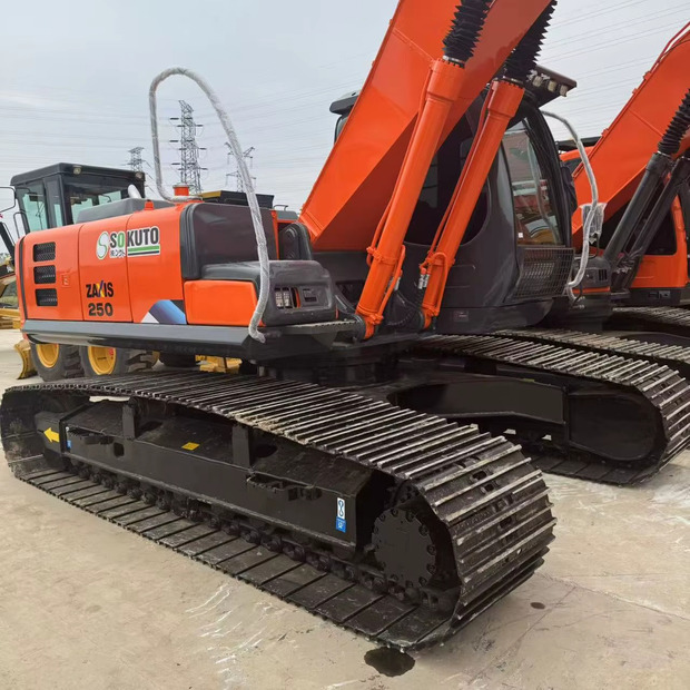 2023 Hitachi ZX250 - Crawler excavator: picture 4 2023 Hitachi ZX250 - Crawler excavator: picture 4