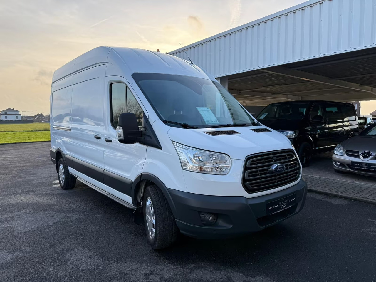 Ford Transit - Small van: picture 2 Ford Transit - Small van: picture 2