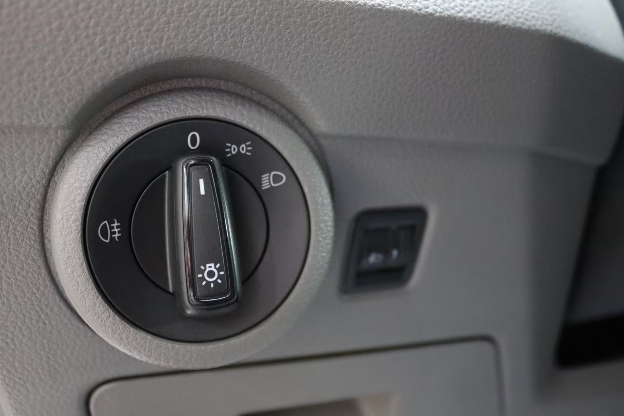 Small van Volkswagen T6: picture 10 Small van Volkswagen T6: picture 10