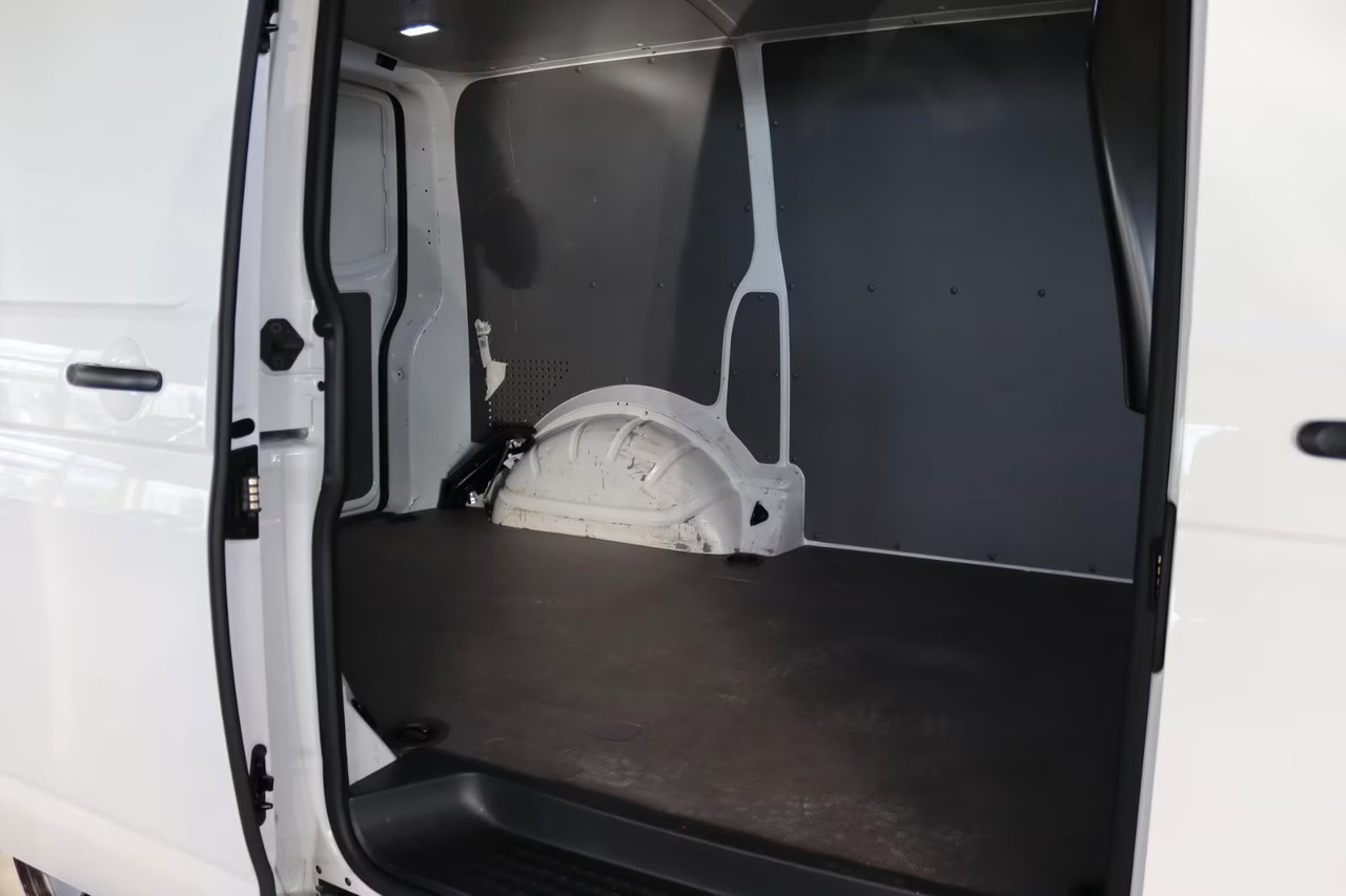 Small van Volkswagen T6: picture 18 Small van Volkswagen T6: picture 18