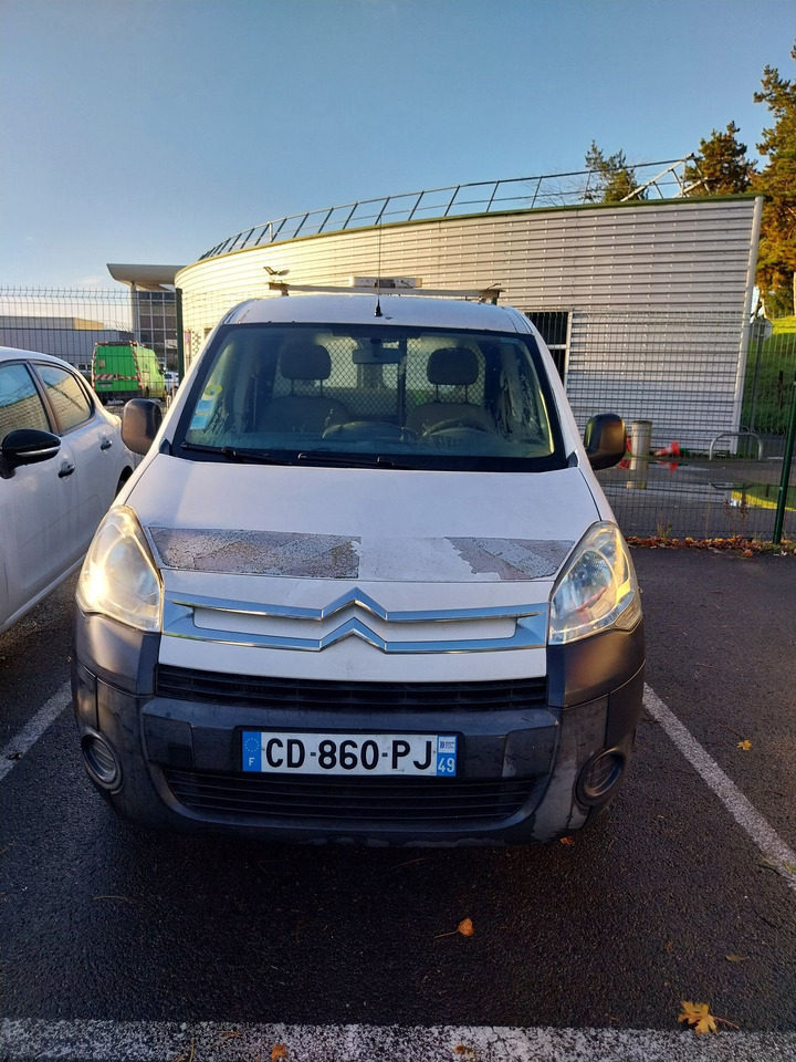 Citroën Berlingo PH2 Diesel. Contrôle technique défavorable pour défaillances majeures. VEHICULE VENDU EN L'ETAT, AUCUNE GARANTIE (il peut y avoir des problèmes mécanique non connus). - Car: picture 1 Citroën Berlingo PH2 Diesel. Contrôle technique défavorable pour défaillances majeures. VEHICULE VENDU EN L'ETAT, AUCUNE GARANTIE (il peut y avoir des problèmes mécanique non connus). - Car: picture 1