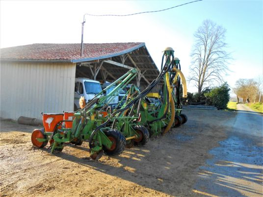 Amazone ED 602 CLASSIC - Precision seeder: picture 1 Amazone ED 602 CLASSIC - Precision seeder: picture 1