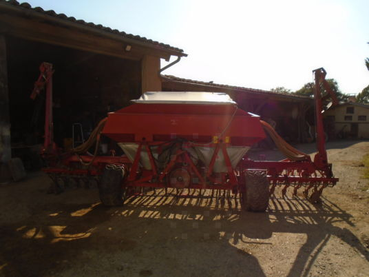 Seed drill Kverneland DV6: picture 8 Seed drill Kverneland DV6: picture 8