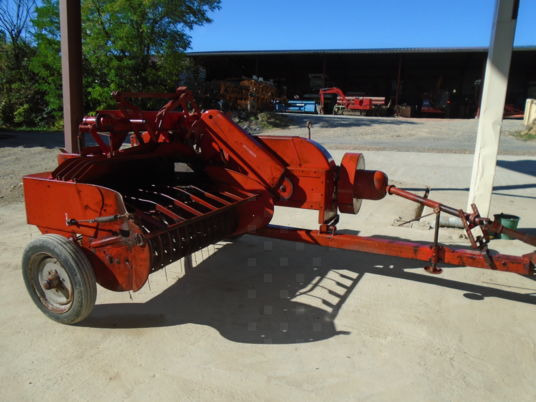 Massey Ferguson 10-8 - Square baler: picture 2 Massey Ferguson 10-8 - Square baler: picture 2