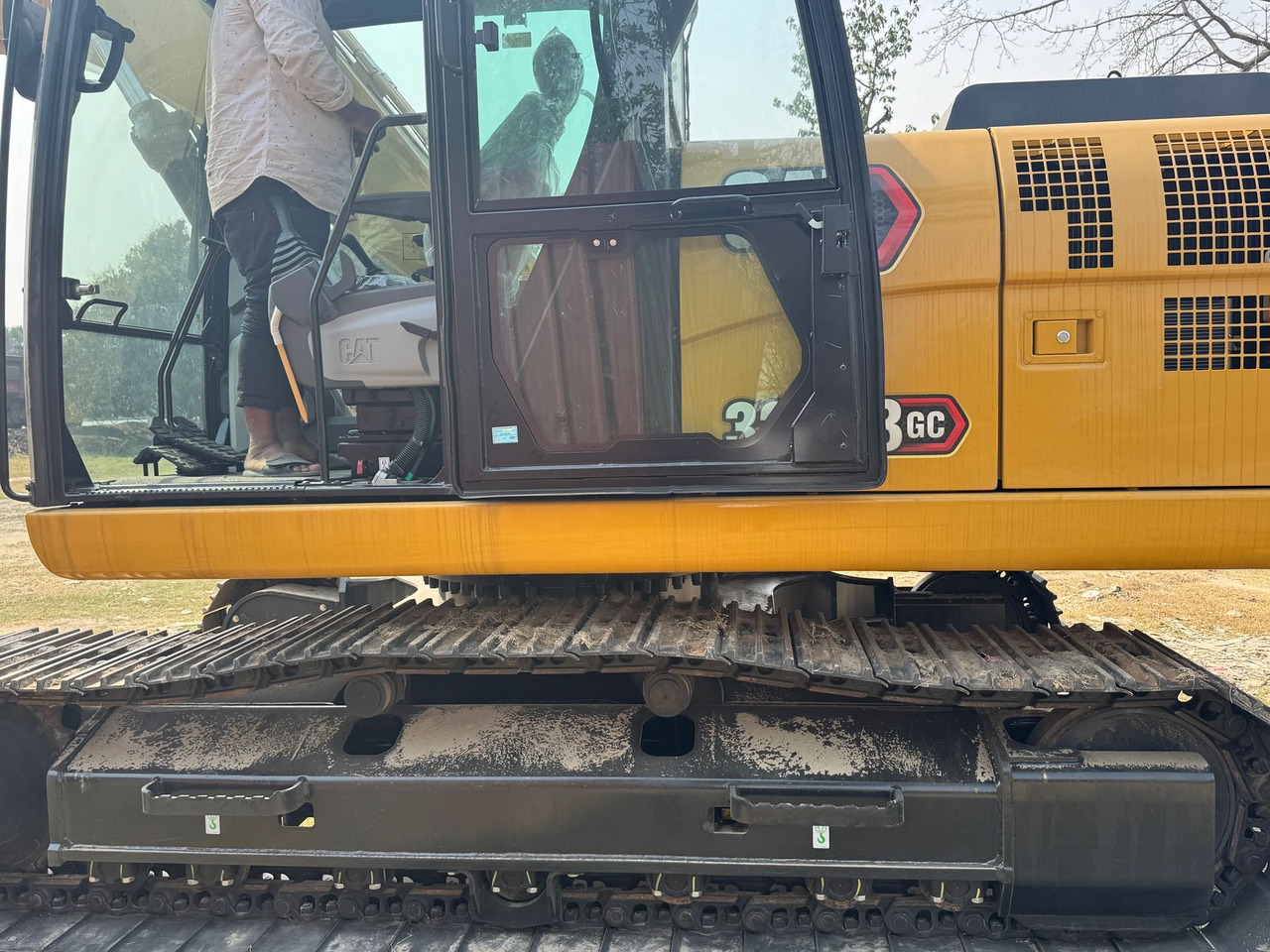 CATERPILLAR 323GC - Crawler excavator: picture 3 CATERPILLAR 323GC - Crawler excavator: picture 3