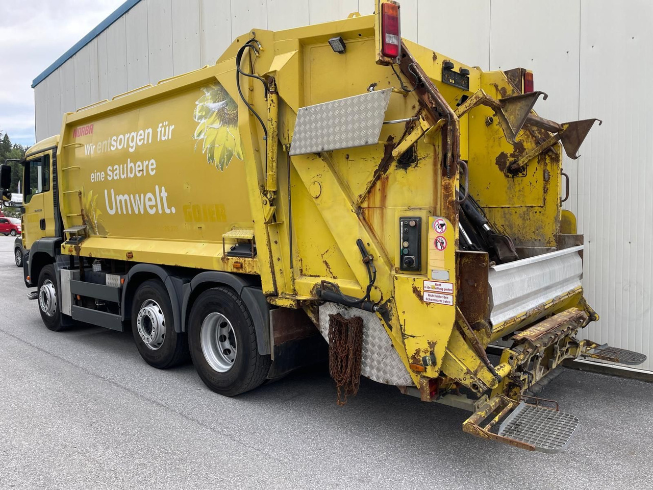 MAN TGA 26.390 - Refuse truck: picture 4 MAN TGA 26.390 - Refuse truck: picture 4